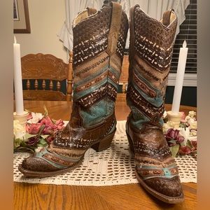 Corral A3381 size 8M